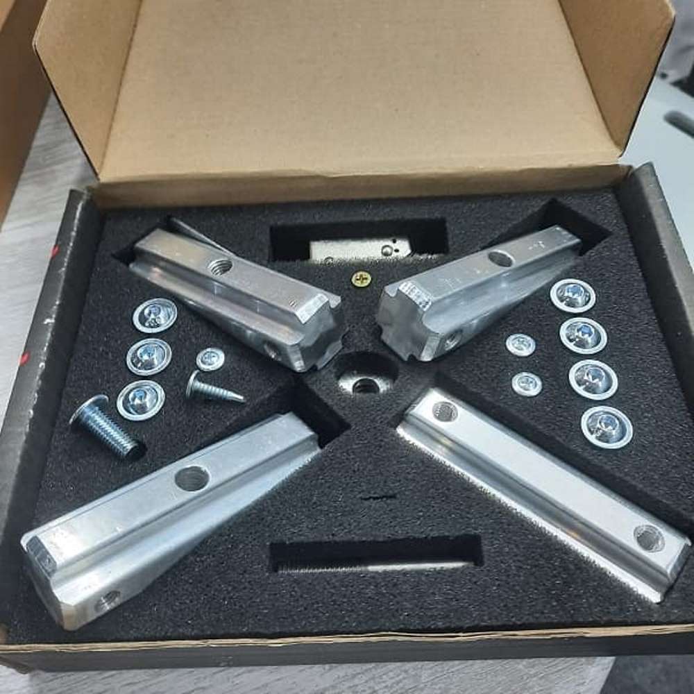 Комплект петель ХОМмет Xprofil для профиля ХМ99999999 1 Комплект петель ХОМмет Xprofil для профиля ХМ99999999